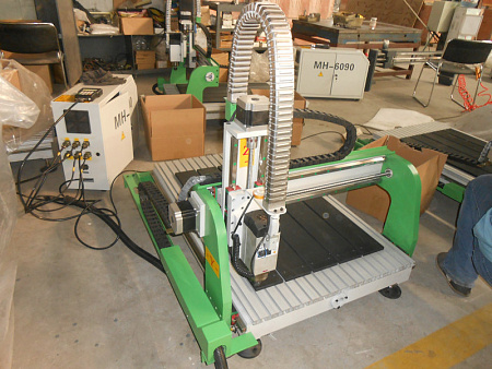 Фрезерный станок с ЧПУ по дереву WoodTec MH 6090