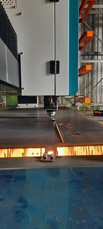 Оптоволоконный лазерный станок для резки металла MetalTec 1530 B (RECI-1000 W) купить в Новосибирске - rodan.ru