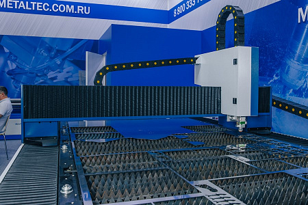 Оптоволоконный лазерный станок для резки металла MetalTec 1530 S (1000W)