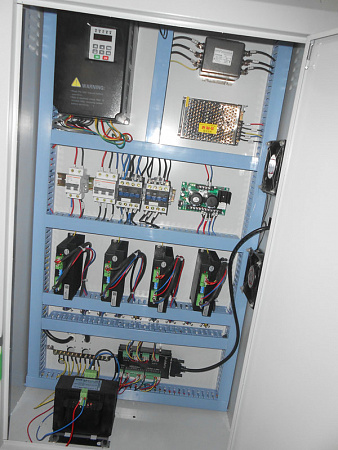 Фрезерный станок с ЧПУ по дереву WoodTec MH 1212