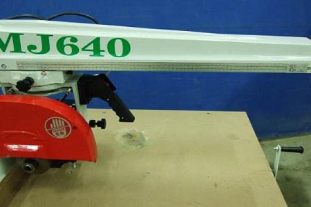 Станок торцовочный MJ640 купить в Новосибирске - rodan.ru