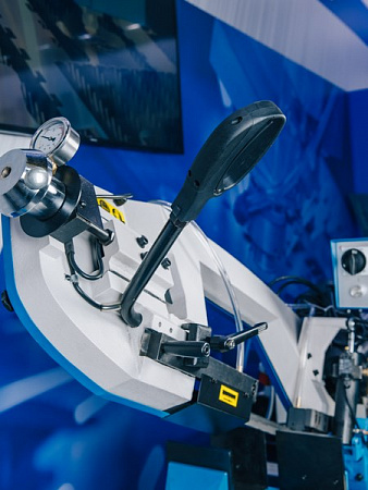 Ручной ленточнопильный станок для резки металла MetalTec BS 250 FHЕ